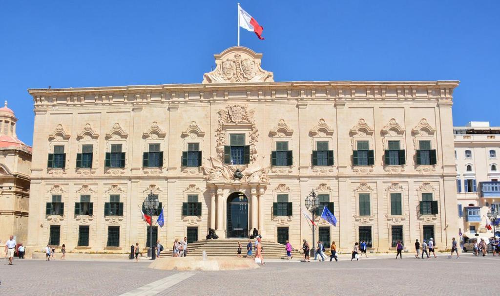Luxurious 2Br Apartment In Valletta Luaran gambar