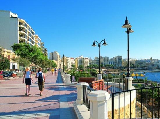 Luxurious 2Br Apartment In Valletta Luaran gambar